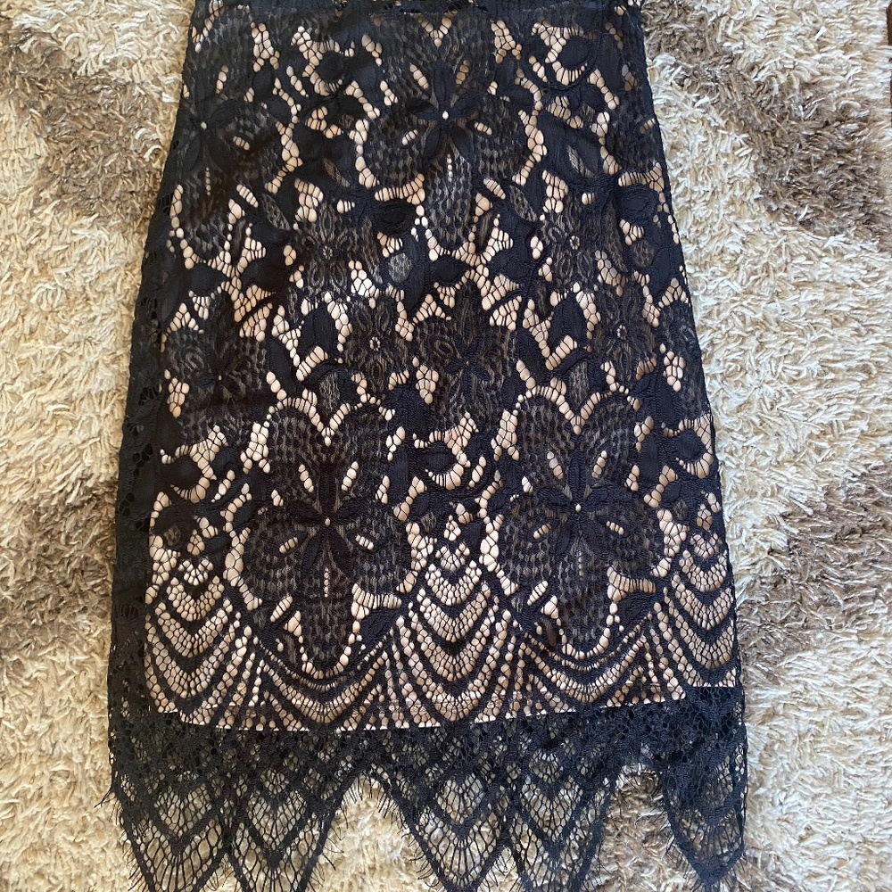 Lace & nude skirt